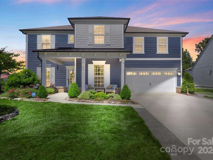 5050 Havencrest Drive, Fort Mill, SC 29715.  MLS# CAR4261068, YatesRealty ID 15224. Welcome to your new home!