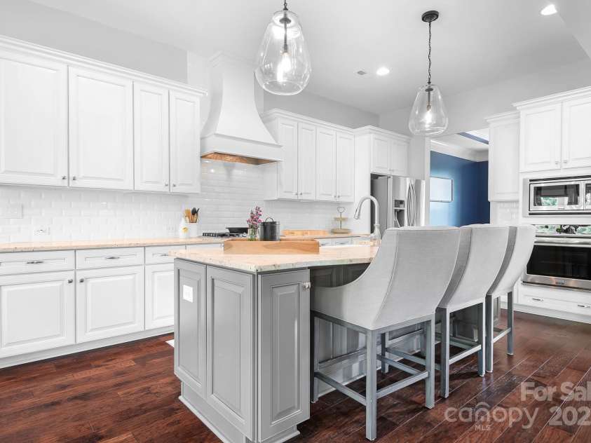 10911 Skymont Drive, Huntersville, NC 28078.  MLS# CAR4258889, YatesRealty ID 15225. 