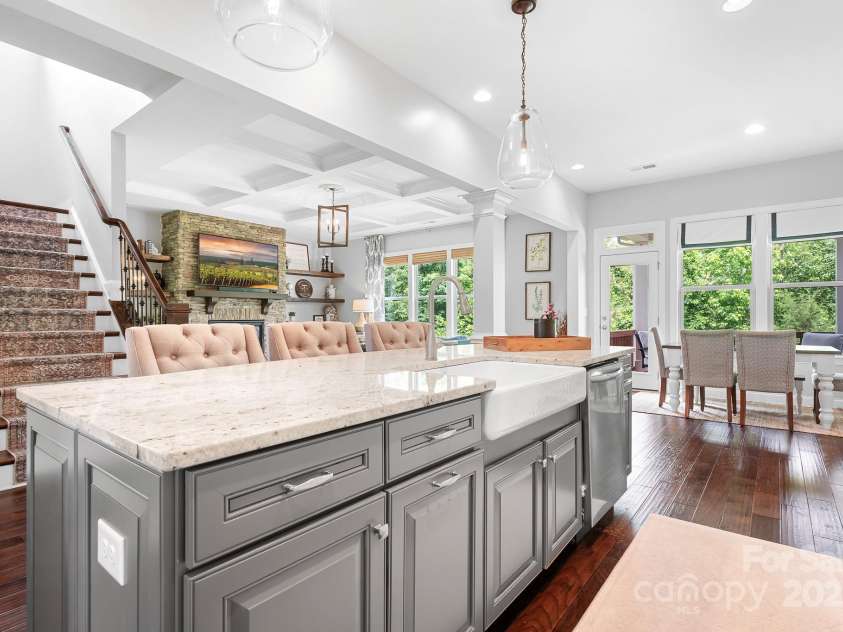 10911 Skymont Drive, Huntersville, NC 28078.  MLS# CAR4258889, YatesRealty ID 15225. 