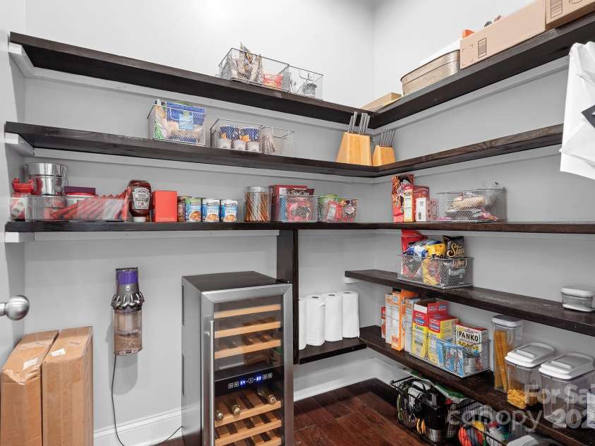 10911 Skymont Drive, Huntersville, NC 28078.  MLS# CAR4258889, YatesRealty ID 15225. 