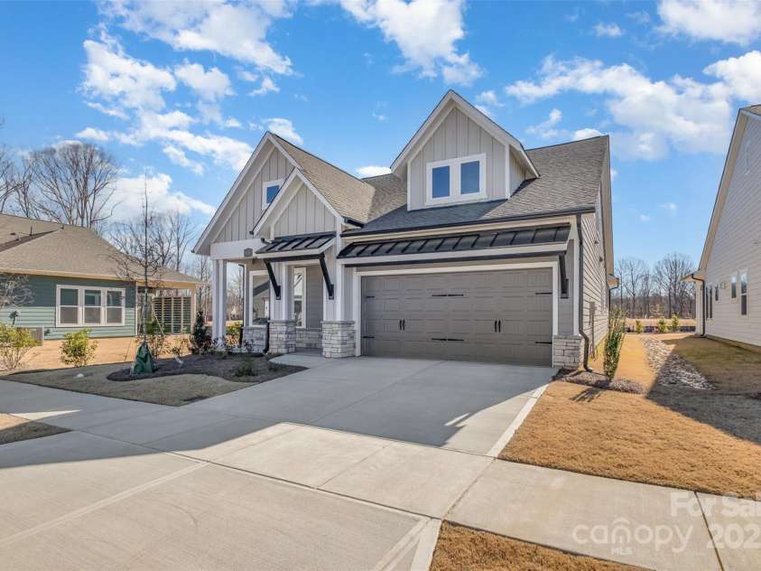 1113 Idyllic Lane, Waxhaw, NC 28173.  MLS# CAR4227437, YatesRealty ID 15227. 