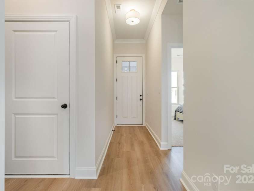 1113 Idyllic Lane, Waxhaw, NC 28173.  MLS# CAR4227437, YatesRealty ID 15227. 