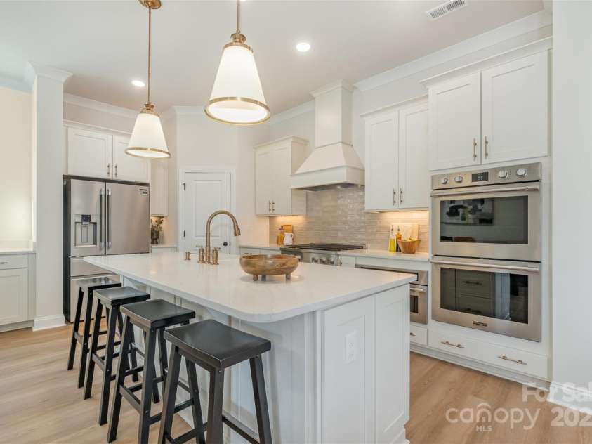 1113 Idyllic Lane, Waxhaw, NC 28173.  MLS# CAR4227437, YatesRealty ID 15227. 