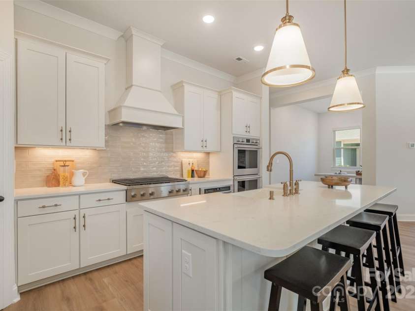 1113 Idyllic Lane, Waxhaw, NC 28173.  MLS# CAR4227437, YatesRealty ID 15227. 