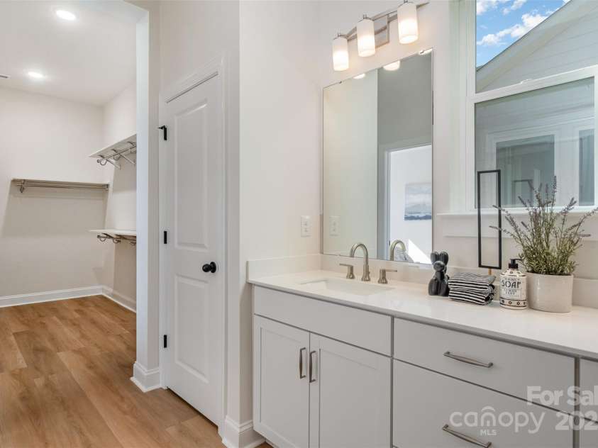 1113 Idyllic Lane, Waxhaw, NC 28173.  MLS# CAR4227437, YatesRealty ID 15227. 