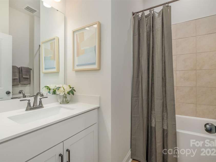 1113 Idyllic Lane, Waxhaw, NC 28173.  MLS# CAR4227437, YatesRealty ID 15227. 