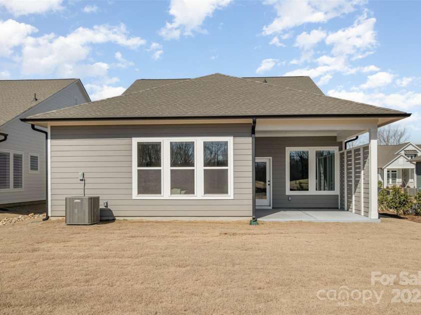 1113 Idyllic Lane, Waxhaw, NC 28173.  MLS# CAR4227437, YatesRealty ID 15227. 