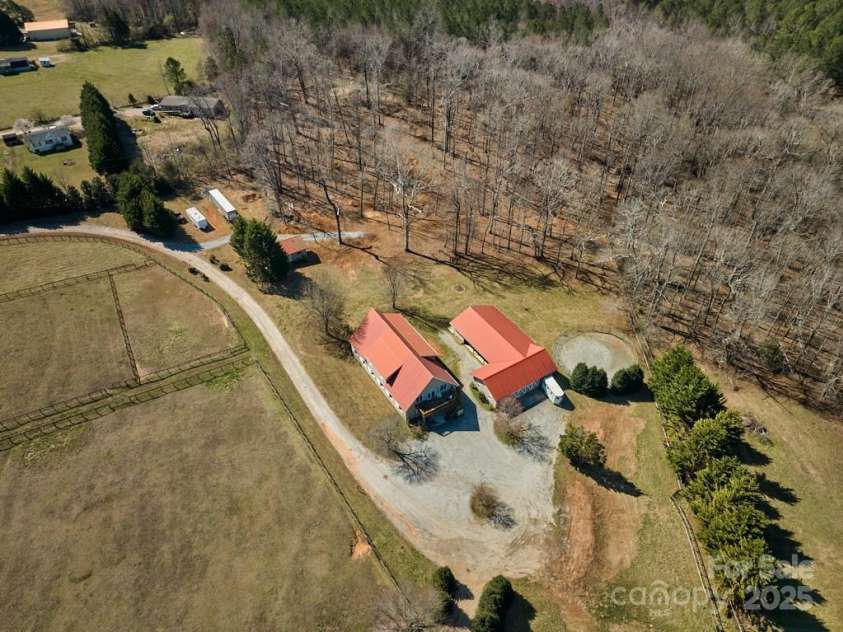226 John Smith Road, Columbus, NC 28722.  MLS# CAR4235483, YatesRealty ID 15228. 