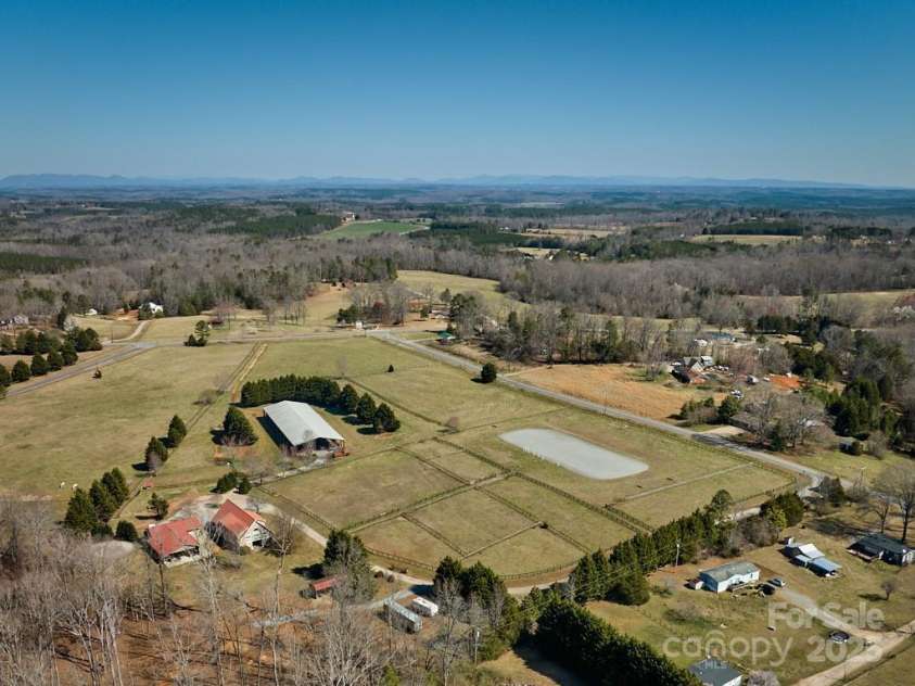 226 John Smith Road, Columbus, NC 28722.  MLS# CAR4235483, YatesRealty ID 15228. 