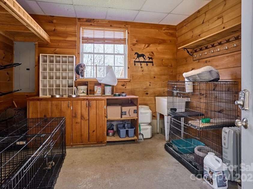 226 John Smith Road, Columbus, NC 28722.  MLS# CAR4235483, YatesRealty ID 15228. Boarder's Tack Room