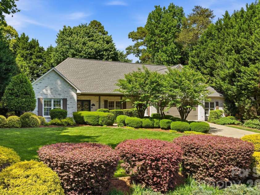 8247 Camelia Lane, Denver, NC 28037.  MLS# CAR4370658, YatesRealty ID 15228. 