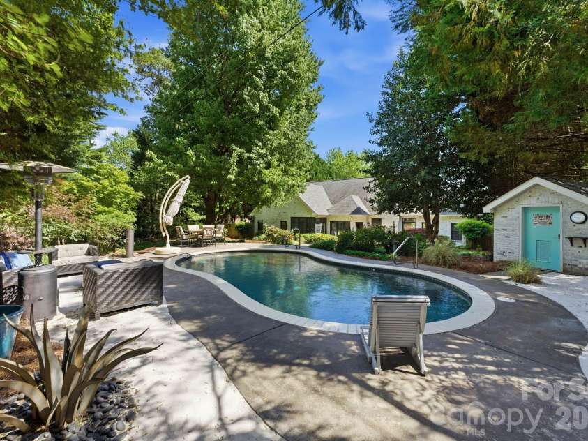 8247 Camelia Lane, Denver, NC 28037.  MLS# CAR4370658, YatesRealty ID 15228. 