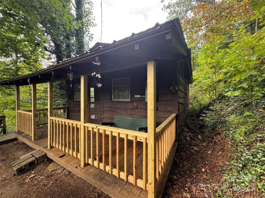 84 Pelohi Cove Road, Bryson City, NC 28713.  MLS# CAR4295902, YatesRealty ID 1523. 