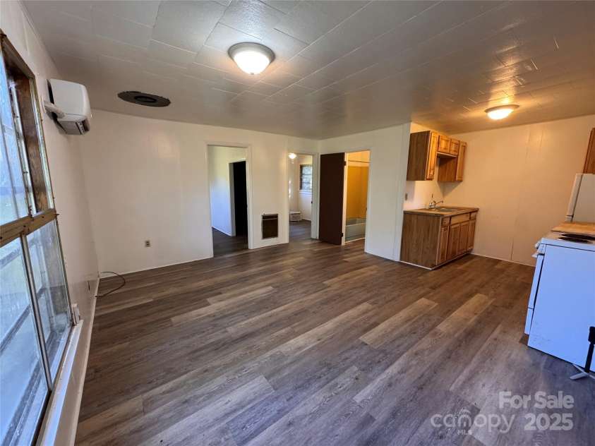 84 Pelohi Cove Road, Bryson City, NC 28713.  MLS# CAR4295902, YatesRealty ID 1523. 