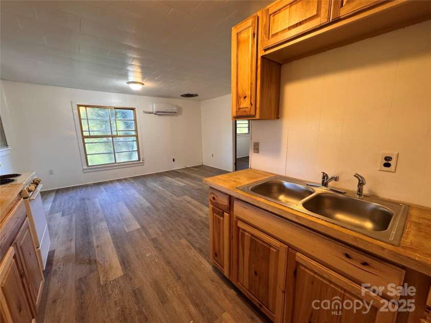 84 Pelohi Cove Road, Bryson City, NC 28713.  MLS# CAR4295902, YatesRealty ID 1523. 