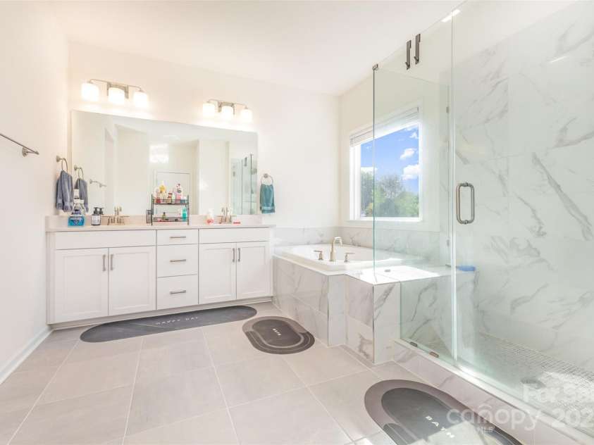 165 Winterberry Street, Mooresville, NC 28117.  MLS# CAR4235482, YatesRealty ID 15230. 