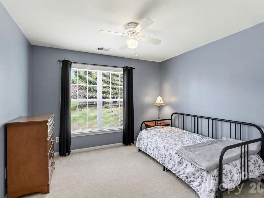 7924 Fairmeadows Drive, Charlotte, NC 28269.  MLS# CAR4305161, YatesRealty ID 15230. 4th Bdrm