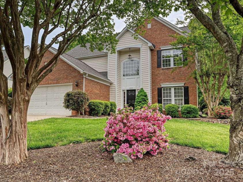 13237 Fremington Road, Huntersville, NC 28078.  MLS# CAR4251440, YatesRealty ID 15231. 