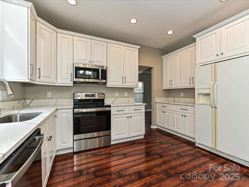 13237 Fremington Road, Huntersville, NC 28078.  MLS# CAR4251440, YatesRealty ID 15231. 