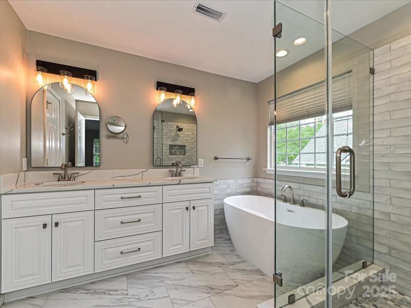 13237 Fremington Road, Huntersville, NC 28078.  MLS# CAR4251440, YatesRealty ID 15231. 