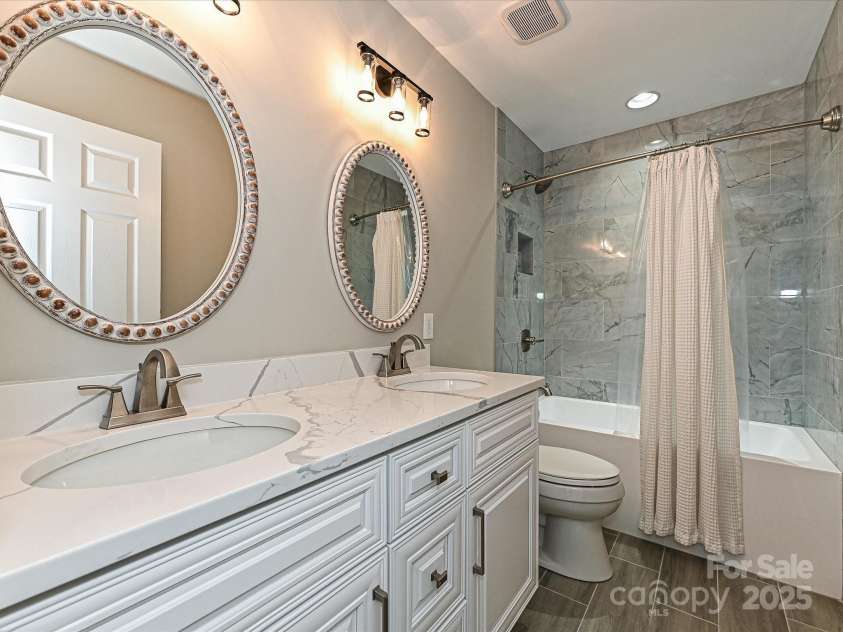 13237 Fremington Road, Huntersville, NC 28078.  MLS# CAR4251440, YatesRealty ID 15231. 