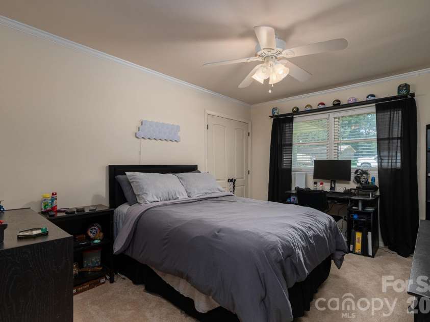 1529 Home Trail, Lincolnton, NC 28092.  MLS# CAR4372193, YatesRealty ID 15231. 