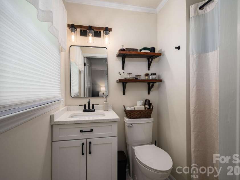 1529 Home Trail, Lincolnton, NC 28092.  MLS# CAR4372193, YatesRealty ID 15231. Updated primary bath