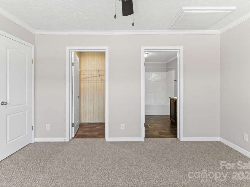 1729 Pisgah Highway, Candler, NC 28715.  MLS# CAR4222257, YatesRealty ID 15232. 