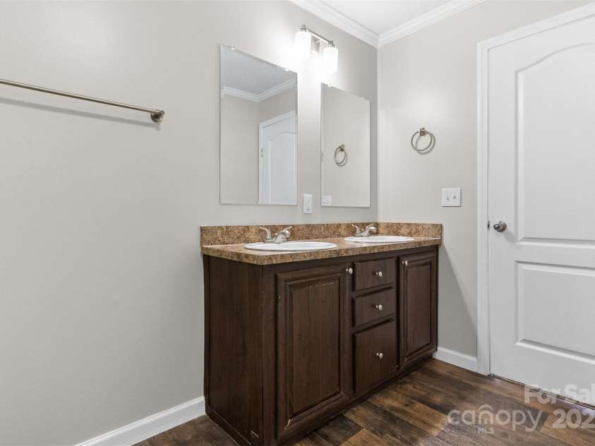 1729 Pisgah Highway, Candler, NC 28715.  MLS# CAR4222257, YatesRealty ID 15232. 