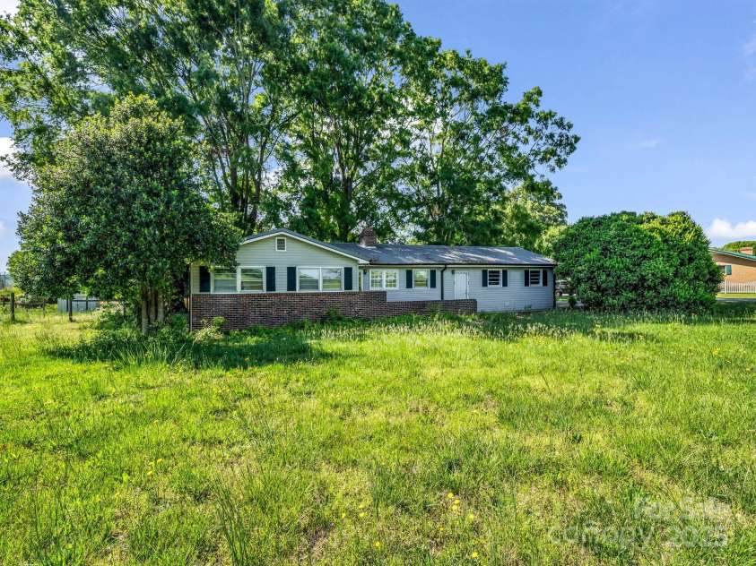 1314 Ellenboro Henrietta Road, Ellenboro, NC 28040.  MLS# CAR4254606, YatesRealty ID 15233. 