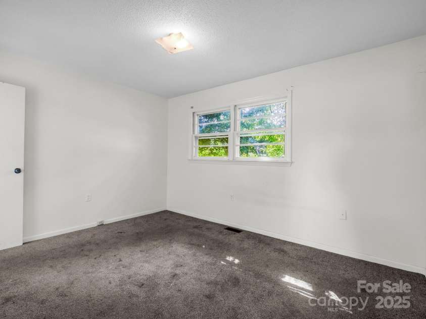 1314 Ellenboro Henrietta Road, Ellenboro, NC 28040.  MLS# CAR4254606, YatesRealty ID 15233. 