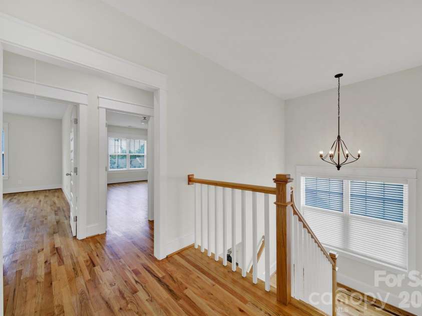 532 Melbourne Court, Charlotte, NC 28209.  MLS# CAR4370815, YatesRealty ID 15233. 