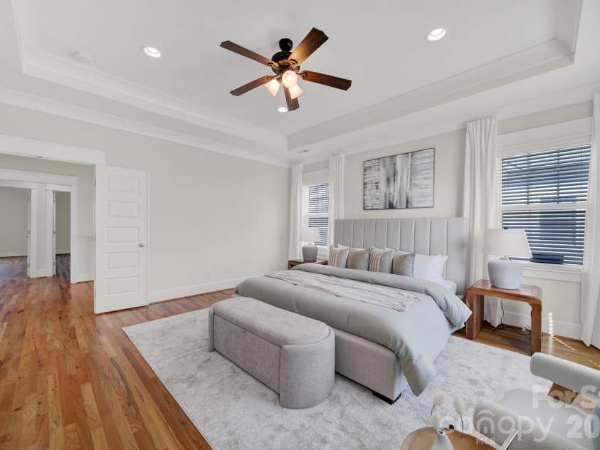 532 Melbourne Court, Charlotte, NC 28209.  MLS# CAR4370815, YatesRealty ID 15233. 