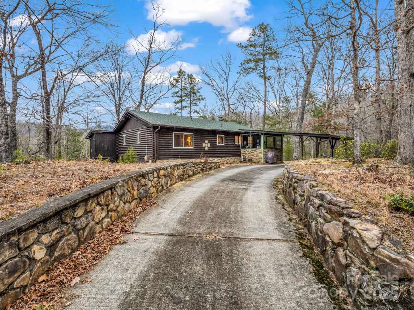 526 Shannons Walk, Lake Lure, NC 28746.  MLS# CAR4300431, YatesRealty ID 15235. 