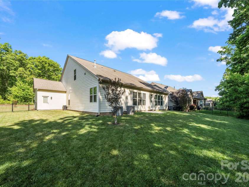 7017 Hyde Park Drive, Indian Trail, NC 28079.  MLS# CAR4369830, YatesRealty ID 15235. .32 acres!