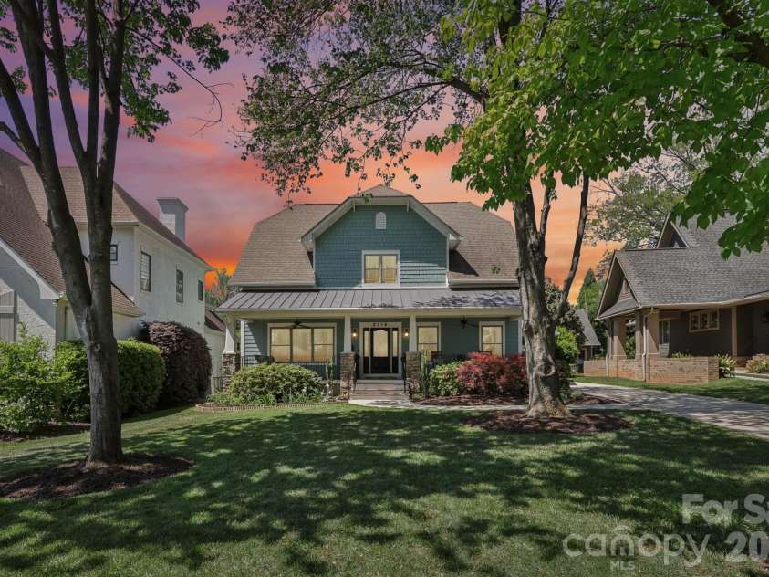 2216 Springdale Avenue, Charlotte, NC 28203.  MLS# CAR4367616, YatesRealty ID 15236. 