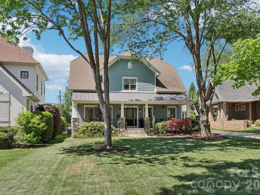 2216 Springdale Avenue, Charlotte, NC 28203.  MLS# CAR4367616, YatesRealty ID 15236. 