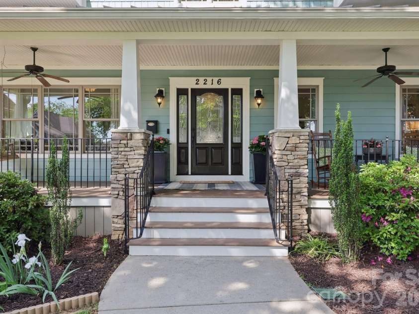 2216 Springdale Avenue, Charlotte, NC 28203.  MLS# CAR4367616, YatesRealty ID 15236. 