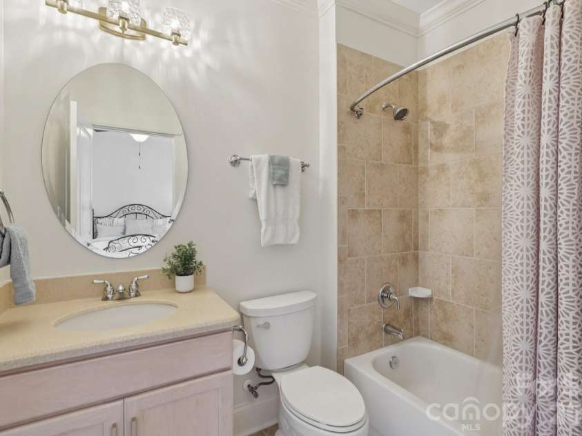 2216 Springdale Avenue, Charlotte, NC 28203.  MLS# CAR4367616, YatesRealty ID 15236. 