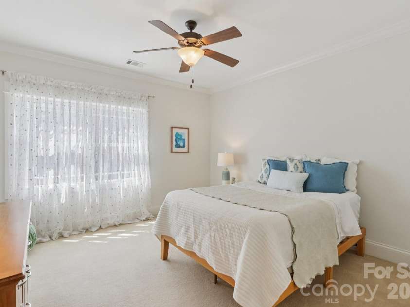 2216 Springdale Avenue, Charlotte, NC 28203.  MLS# CAR4367616, YatesRealty ID 15236. 