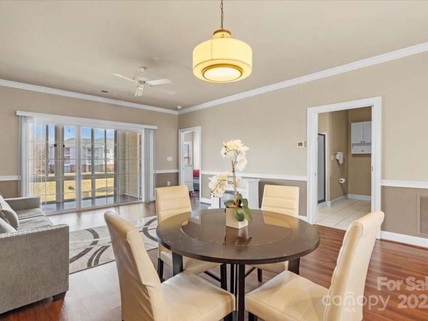 8923 Meadow Vista Road, Charlotte, NC 28213.  MLS# CAR4228042, YatesRealty ID 15237. 