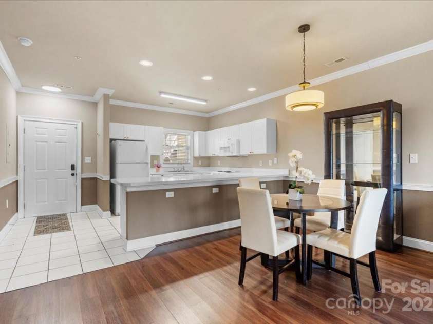 8923 Meadow Vista Road, Charlotte, NC 28213.  MLS# CAR4228042, YatesRealty ID 15237. 