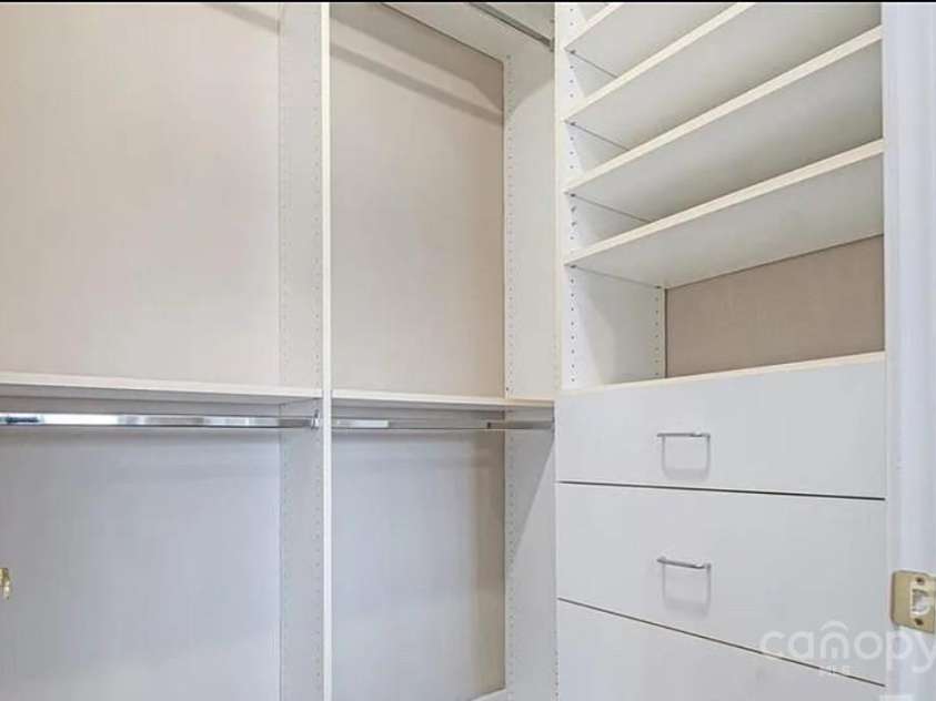8923 Meadow Vista Road, Charlotte, NC 28213.  MLS# CAR4228042, YatesRealty ID 15237. Custom Walk-in Closet