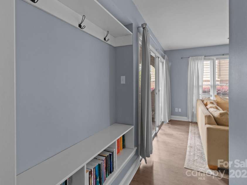 1109 Morehead Street, Charlotte, NC 28204.  MLS# CAR4244461, YatesRealty ID 15238. 