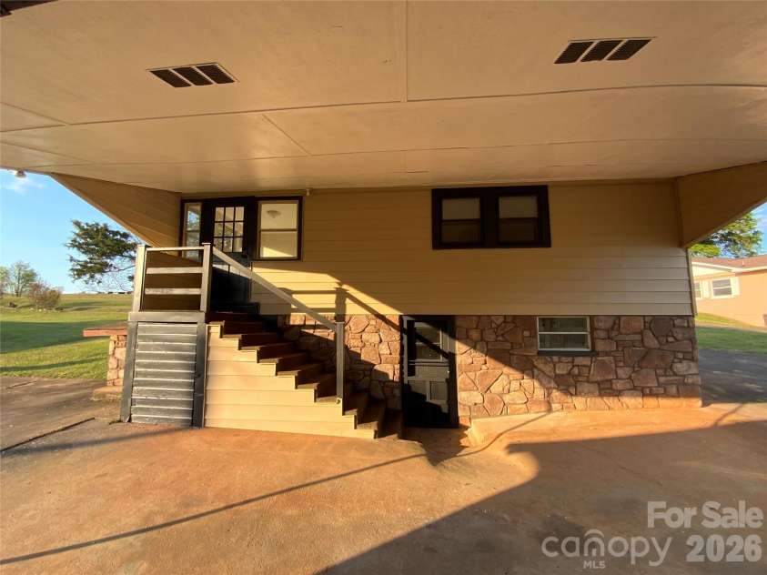 310 Horn Bottom Road, Forest City, NC 28043.  MLS# CAR4368443, YatesRealty ID 15238. 