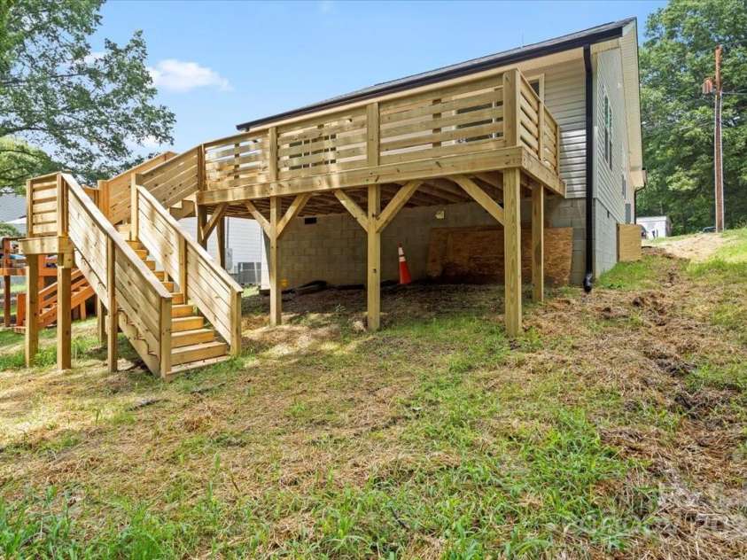 40 Magnolia Street, York, SC 29745.  MLS# CAR4291281, YatesRealty ID 15239. Backyard