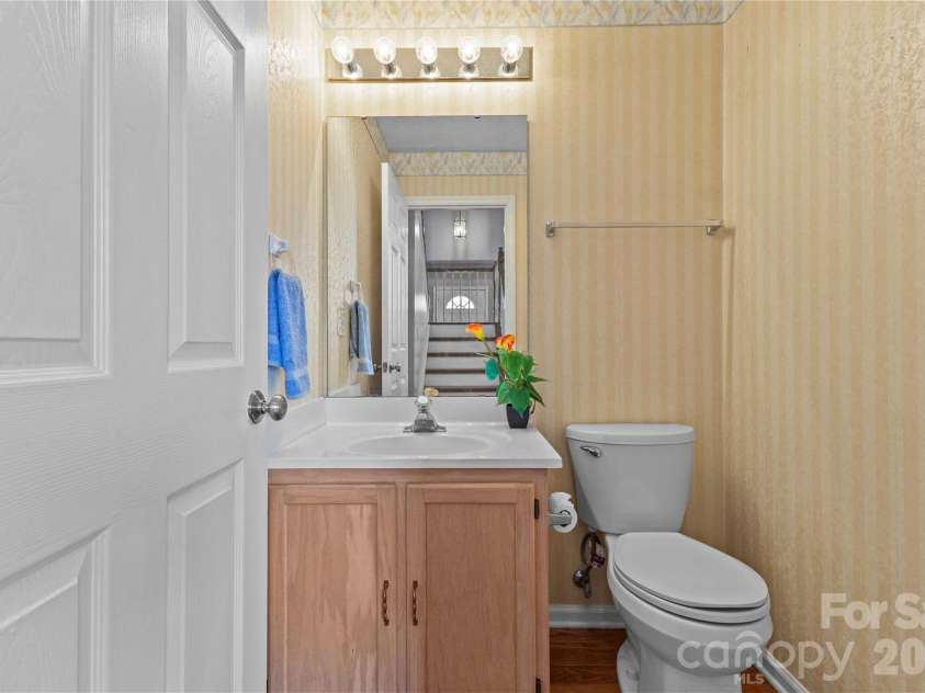 12611 Diamond Drive, Pineville, NC 28134.  MLS# CAR4361382, YatesRealty ID 15240. 