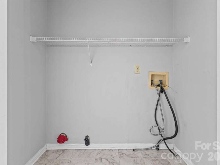 12611 Diamond Drive, Pineville, NC 28134.  MLS# CAR4361382, YatesRealty ID 15240. 