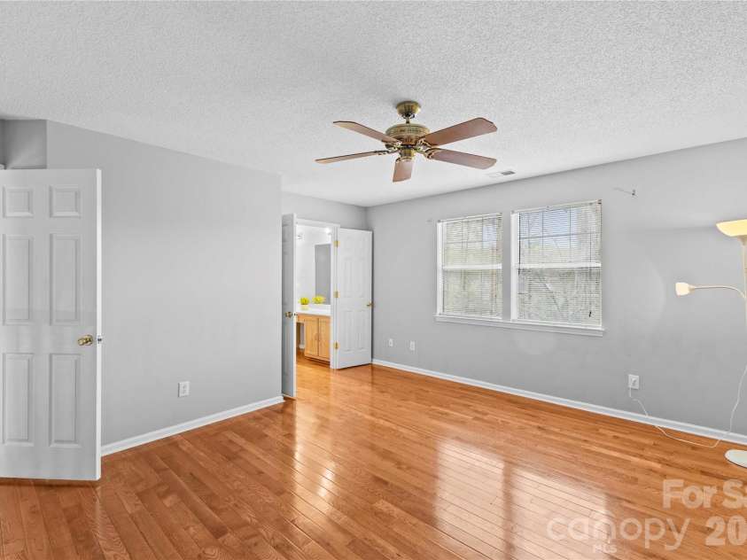 12611 Diamond Drive, Pineville, NC 28134.  MLS# CAR4361382, YatesRealty ID 15240. 