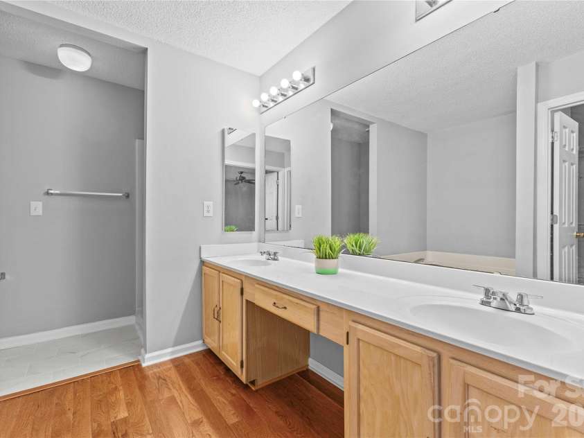 12611 Diamond Drive, Pineville, NC 28134.  MLS# CAR4361382, YatesRealty ID 15240. 